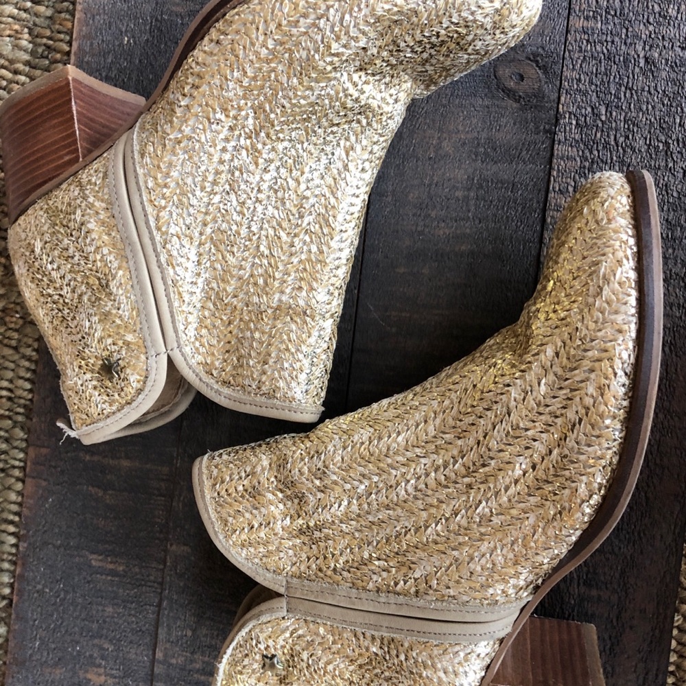ANTHROPOLOGIE Gold Ankle Boots - size 7